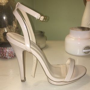 Nude Heels - NWOT